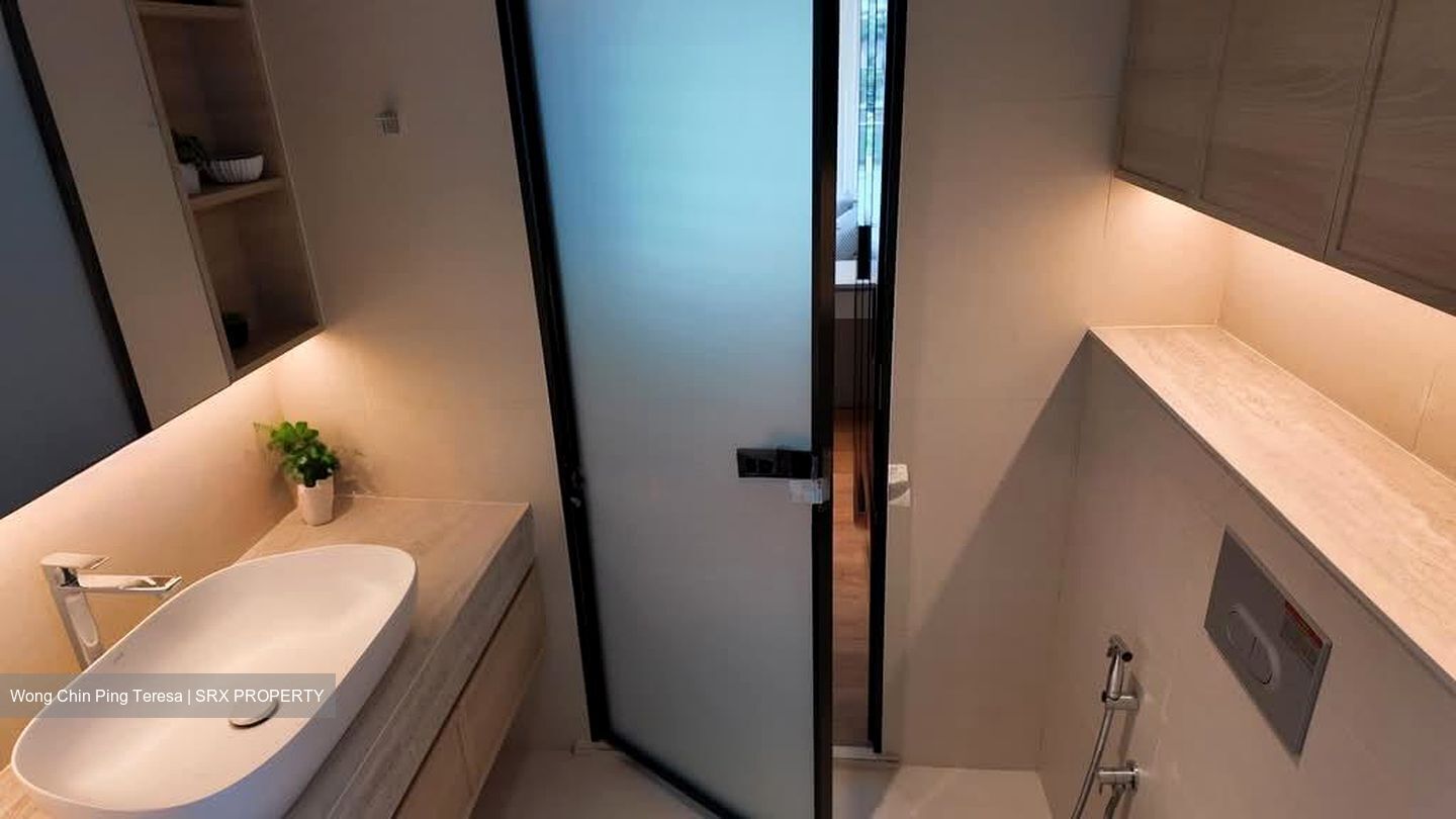 Miltonia Close (D27), Terrace #551257101